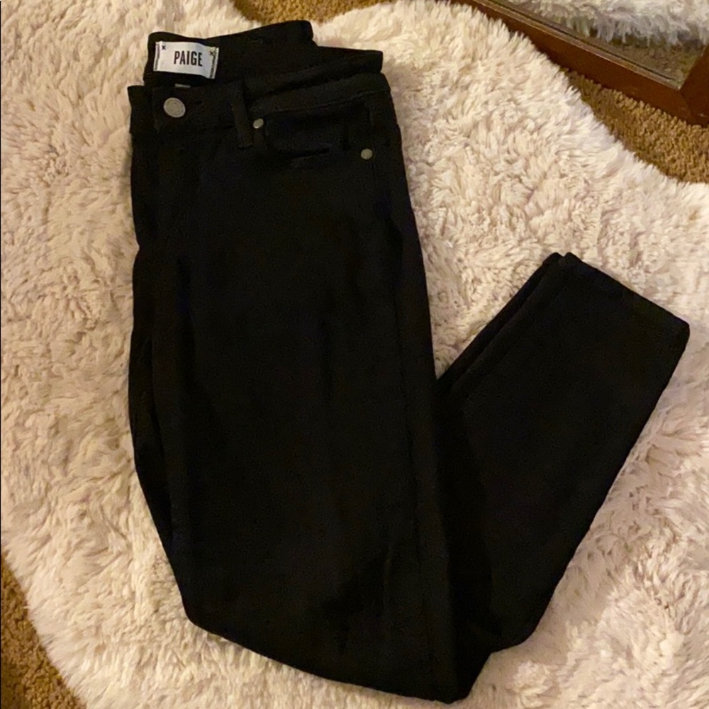 PAIGE: Black Jeans